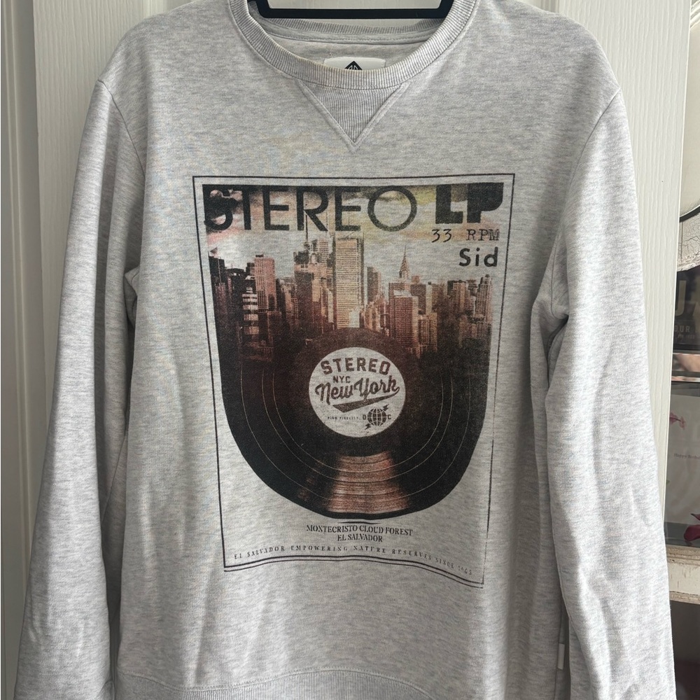 Stereo Graphic Gray Crewneck Sweater/Sweatshirt